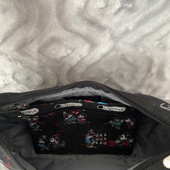 NWOT Mickey & Minnie LeSportsac Hobo Bag - Picture 5 of 14